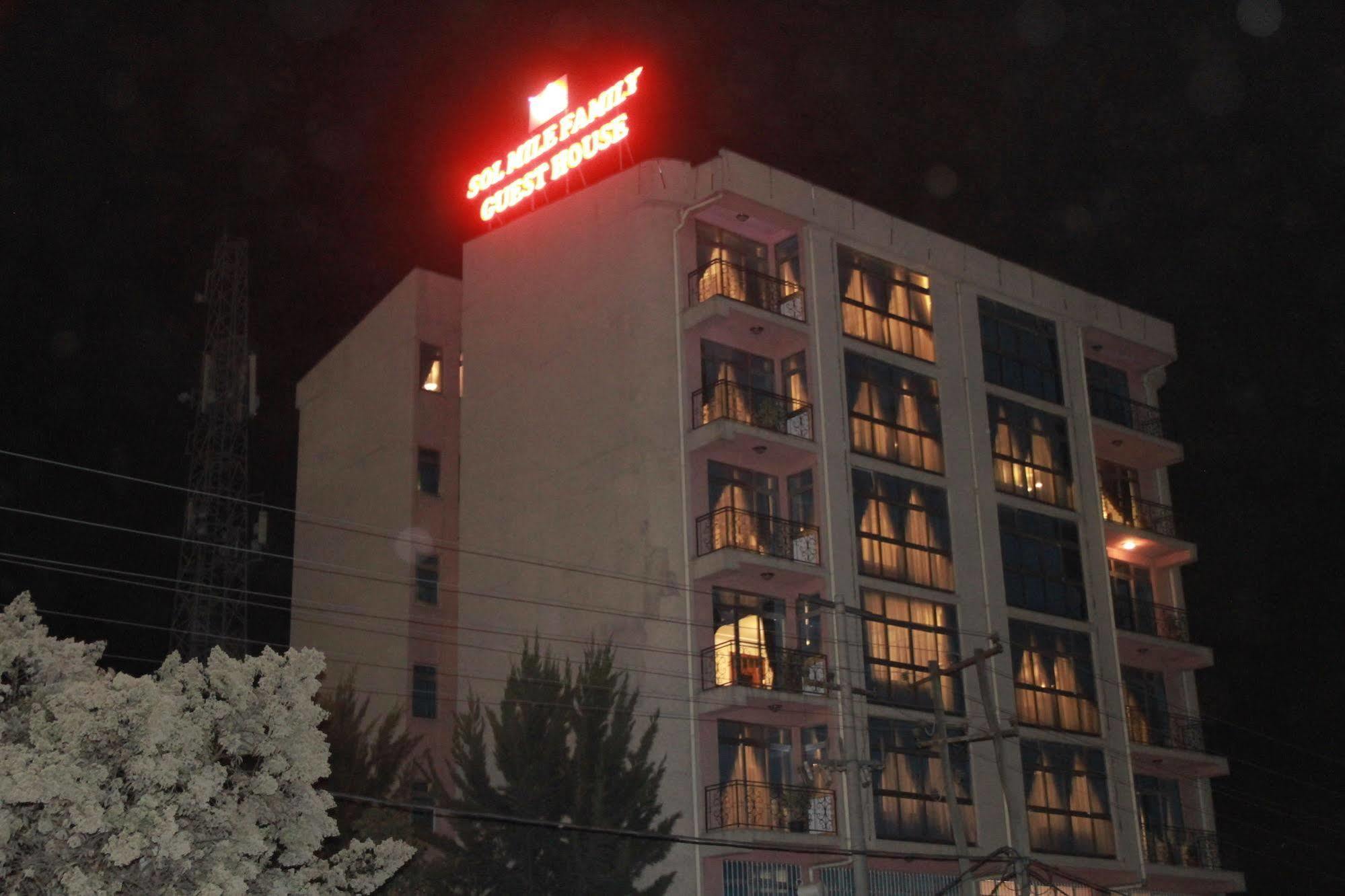 Solmile Family Guest House Addis Ababa Eksteriør billede