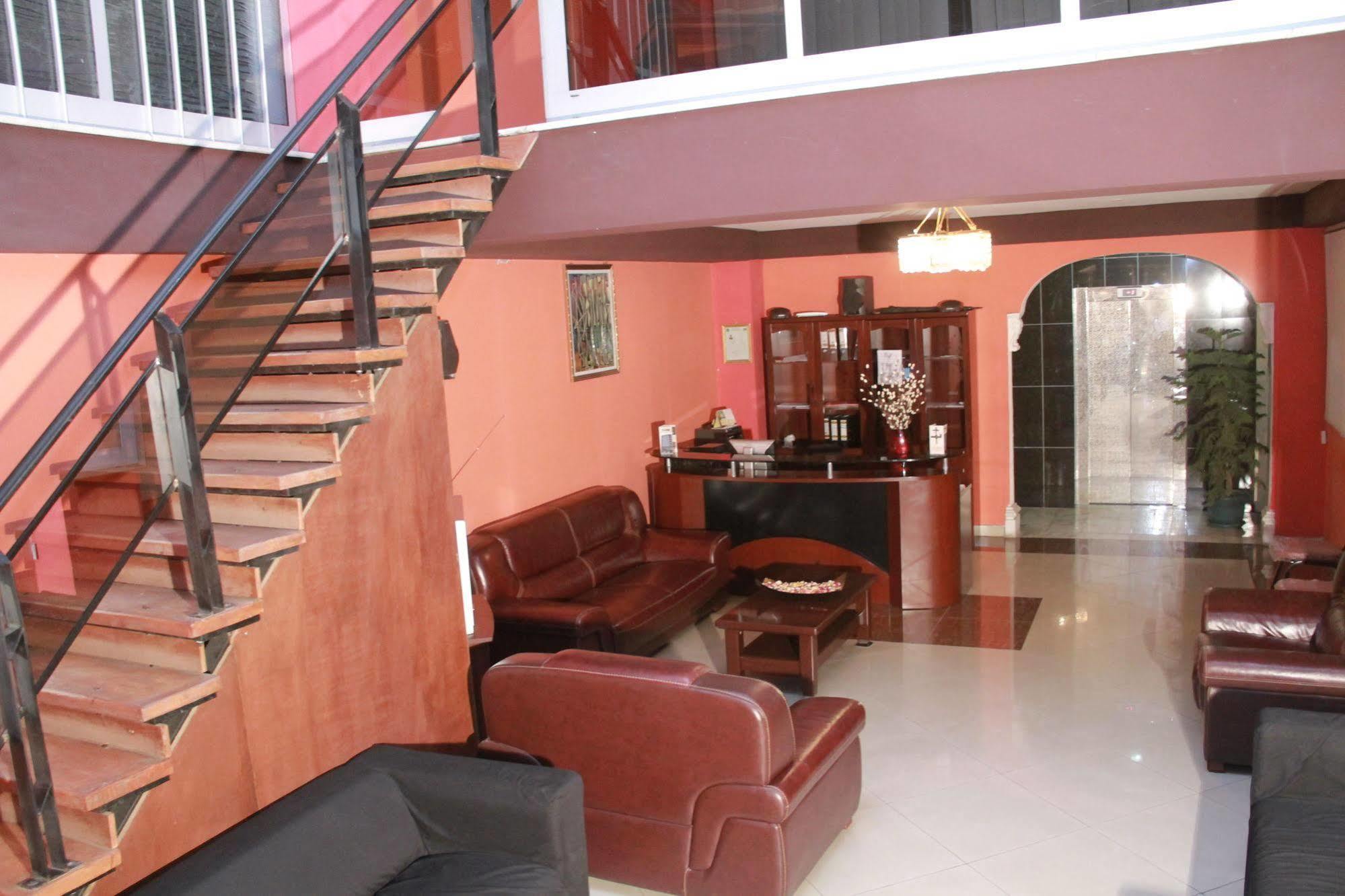 Solmile Family Guest House Addis Ababa Eksteriør billede
